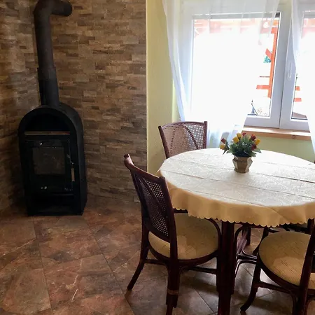 Apartman Holany