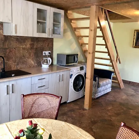 Apartman Holany *