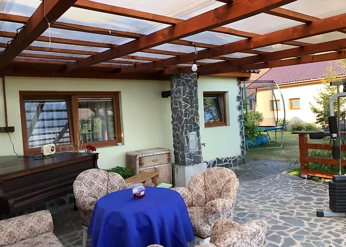 Ferienhaus Apartman Holany Holany